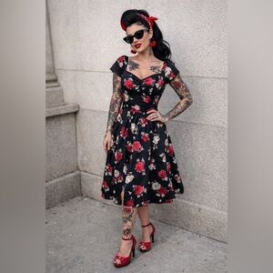 NWOT 🖤 Hell Bunny Rose Print Rockabilly Dress | Pin Up Dress Size Small